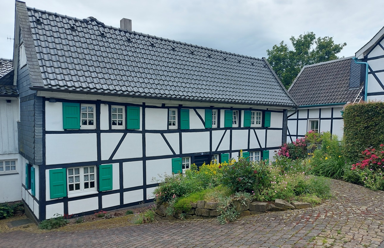 Untenpilghausen - 2024